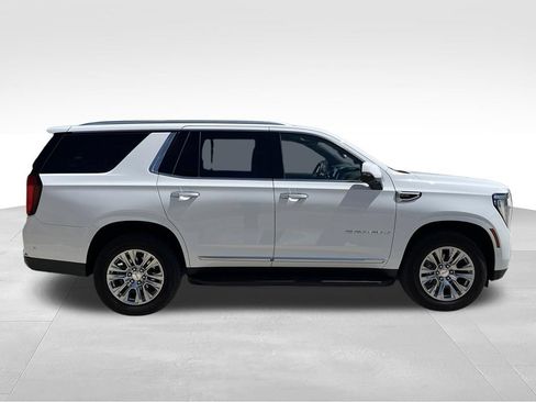Used 2025 GMC Yukon Denali AWD/4WD image 5