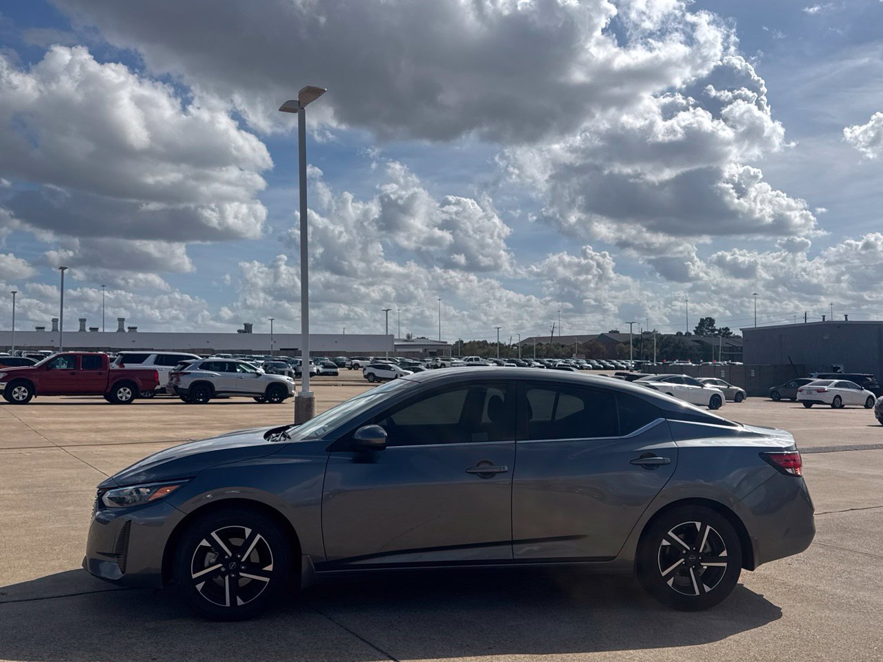 Used 2025 Nissan Sentra SV w/ Trunk Package FWD image 14
