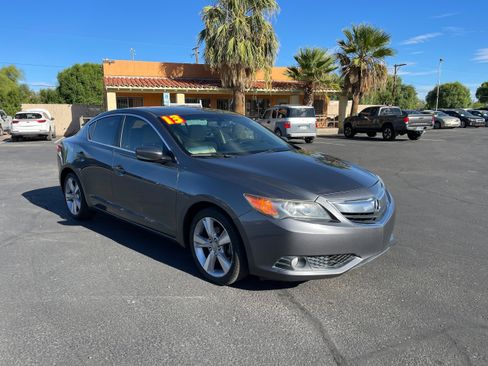 Used 2013 Acura ILX w/ Technology Package image 7