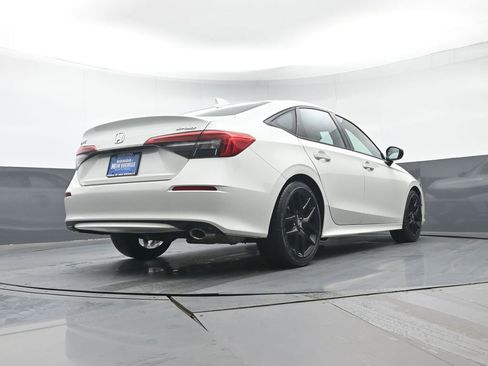 Certified 2024 Honda Civic Sport image 31