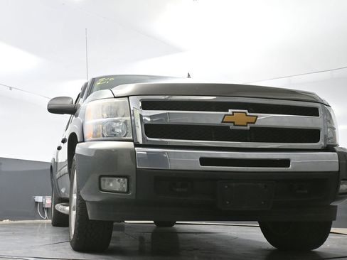 Used 2011 Chevrolet Silverado 1500 LT w/ All-Star Edition AWD/4WD image 25