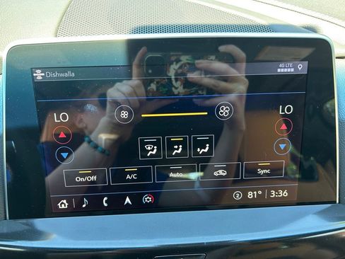Used 2024 Cadillac CT5 V Blackwing w/ Driver Assist Package RWD image 35
