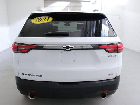 Used 2023 Chevrolet Traverse RS image 7