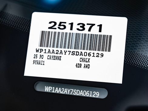 New 2025 Porsche Cayenne image 30