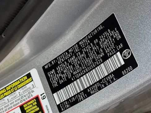 Used 2025 Toyota Camry LE image 12