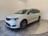 Used 2019 Chrysler Pacifica Limited w/ Tire & Wheel Group image 3