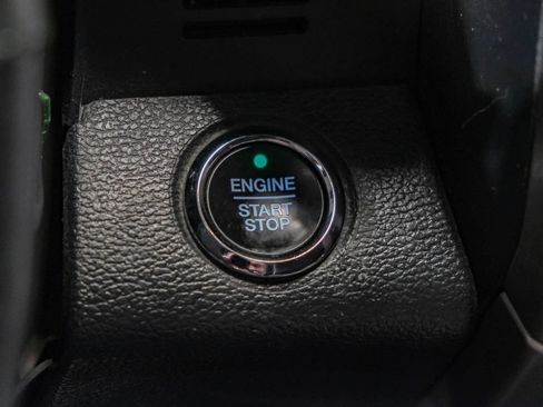 Used 2022 Ford F250 Platinum w/ FX4 Off-Road Package AWD/4WD image 21