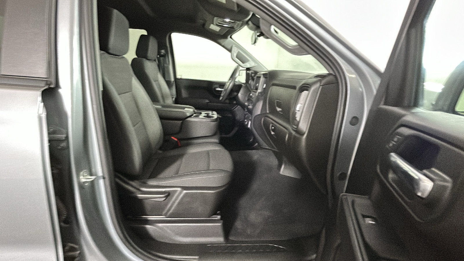 Used 2024 Chevrolet Silverado 1500 Custom AWD/4WD image 35