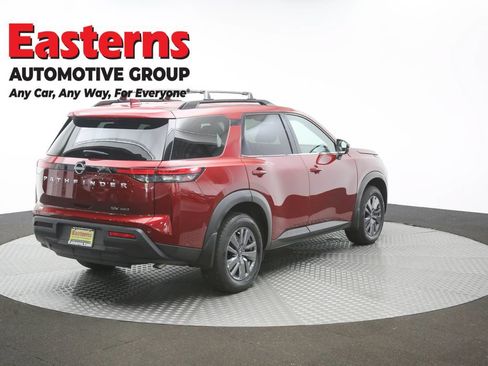 Used 2024 Nissan Pathfinder SV AWD/4WD image 42