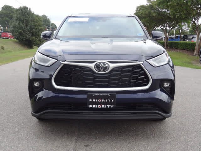 Certified 2026 Toyota Highlander XLE AWD/4WD image 5