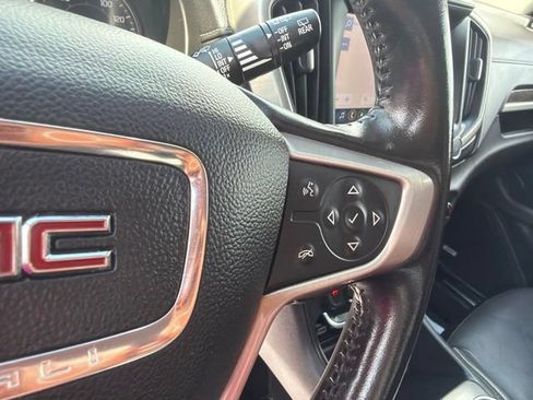 Used 2020 GMC Terrain Denali w/ Denali Premium Package AWD/4WD image 14