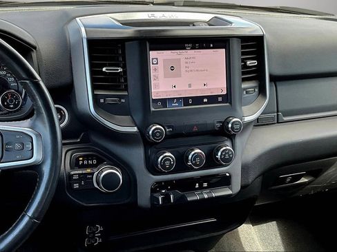 Used 2024 RAM 2500 Big Horn AWD/4WD image 10