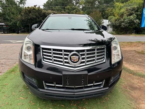 Used 2014 Cadillac SRX Luxury FWD image 2