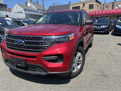 Used 2020 Ford Explorer XLT AWD/4WD image 1