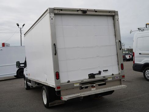 Used 2019 Ford Transit 350 156 DRW RWD image 4