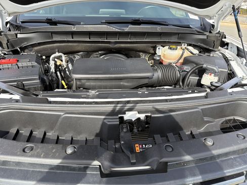 Used 2021 Chevrolet Tahoe RST w/ Luxury Package image 36