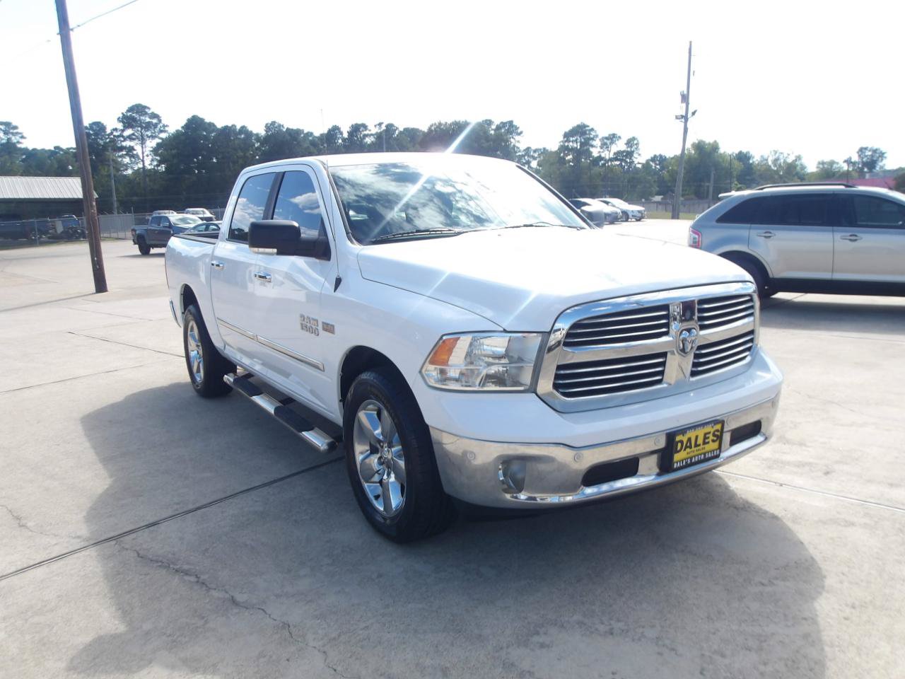 Used 2015 RAM 1500 SLT AWD/4WD image 4