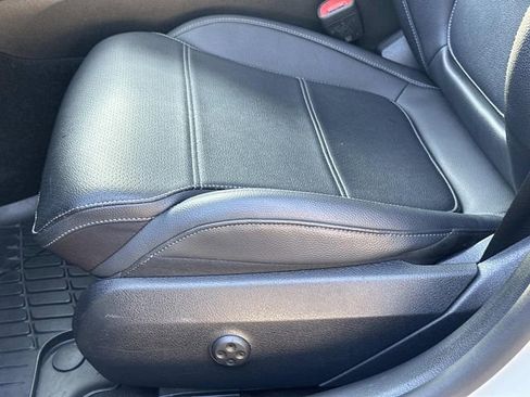 Used 2023 Mercedes-Benz C 300 C 300 image 17