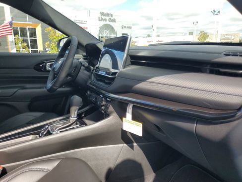 New 2026 Jeep Compass Latitude AWD/4WD image 30