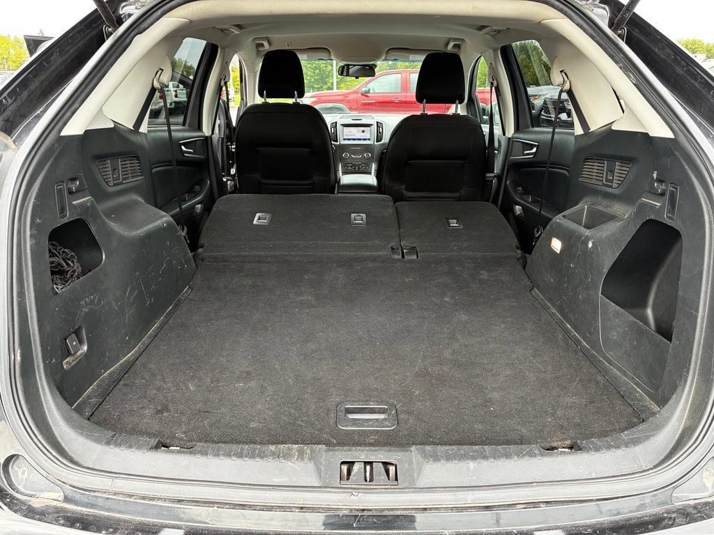 Used 2020 Ford Edge SE AWD/4WD image 19