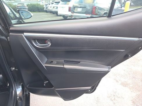 Used 2015 Toyota Corolla S image 24