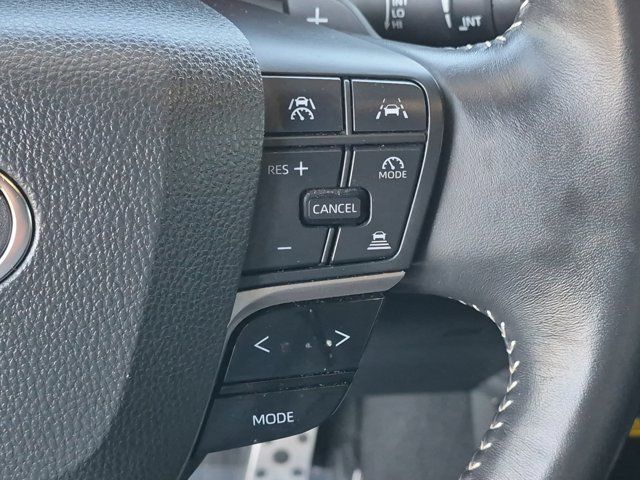 Used 2025 Toyota Camry SE FWD image 25