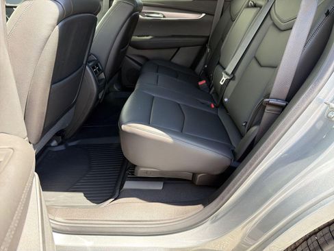 New 2026 Cadillac XT5 Luxury w/ LPO, Floor Liner Package AWD/4WD image 15