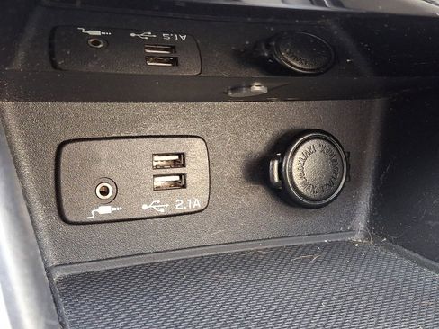 Used 2021 Subaru Forester Premium image 26