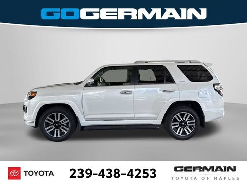 Used 2023 Toyota 4Runner Limited AWD/4WD image 3