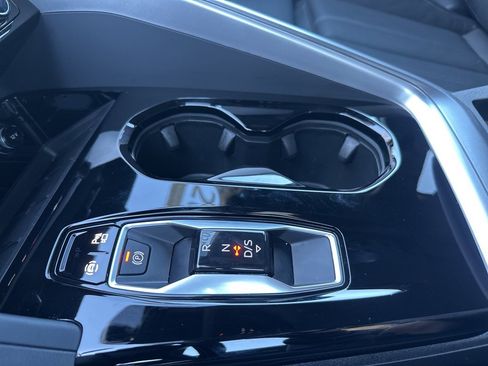 Used 2025 Audi Q5 Premium Plus w/ Premium Plus image 42