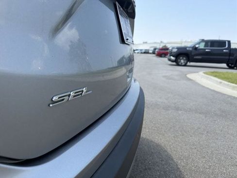 Used 2024 Ford Edge SEL AWD/4WD image 40