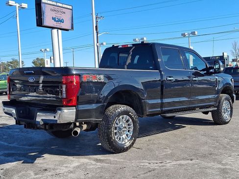 Used 2021 Ford F250 XLT w/ XLT Premium Package image 6
