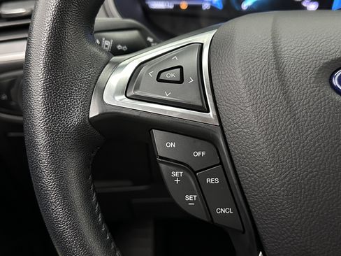 Used 2024 Ford Edge SEL AWD/4WD image 17