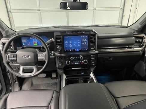Used 2024 Ford F350 Lariat w/ Lariat Ultimate Package image 19