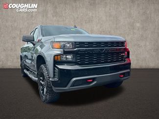 Used 2022 Chevrolet Silverado 1500 Custom Trail Boss w/ LPO, Dark Essentials Package AWD/4WD video 1