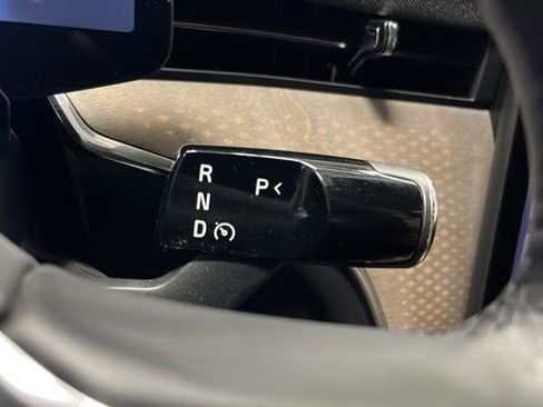 Used 2025 Volvo EX90 Ultra AWD/4WD image 19