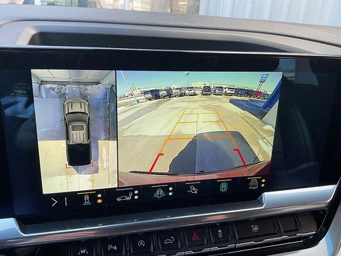 Used 2023 Chevrolet Silverado 1500 High Country w/ High Country Premium Package image 24