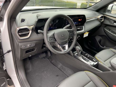 New 2025 Chevrolet TrailBlazer ACTIV w/ Convenience Package image 8