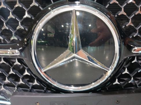 Used 2024 Mercedes-Benz E 350 4MATIC Sedan image 14
