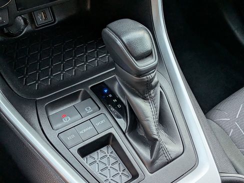 Certified 2023 Toyota RAV4 XLE image 24