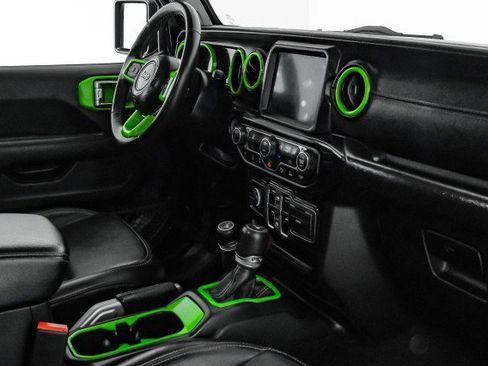 Used 2021 Jeep Gladiator Overland w/ Uconnect 4C Nav & Sound Group image 20