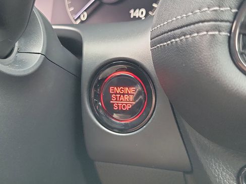 Used 2024 Honda HR-V EX-L image 31