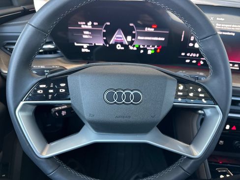Used 2025 Audi Q5 Premium Plus AWD/4WD image 27