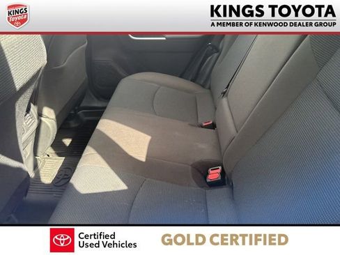 Used 2023 Toyota RAV4 LE FWD image 10