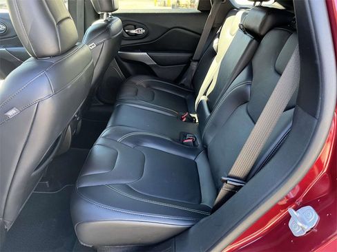 Used 2021 Jeep Cherokee Latitude Lux 80th Anniv w/ Quick Order Package 26U 80TH image 10