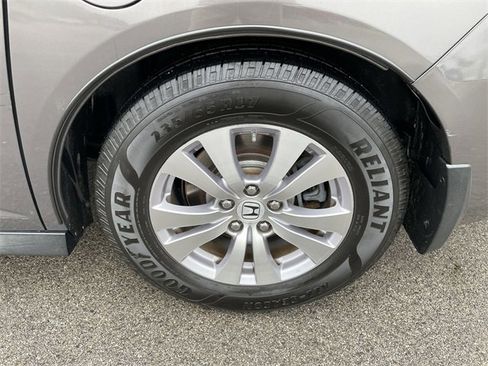 Used 2015 Honda Odyssey EX-L image 9