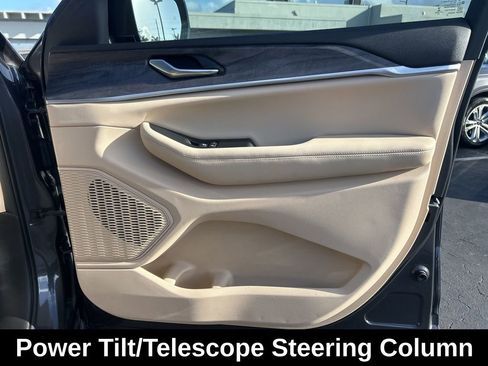 Certified 2023 Jeep Grand Cherokee L Limited w/ Luxury Tech Group II AWD/4WD image 27