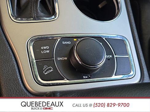 Used 2018 Jeep Grand Cherokee Limited w/ Trailer Tow Group IV AWD/4WD image 21