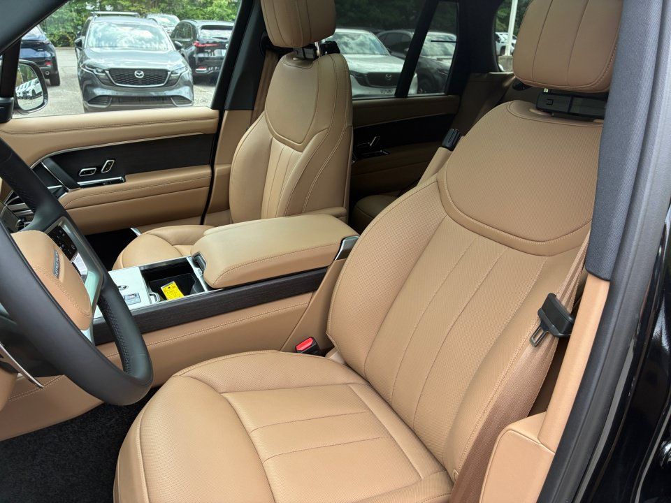 New 2026 Land Rover Range Rover SE AWD/4WD image 30