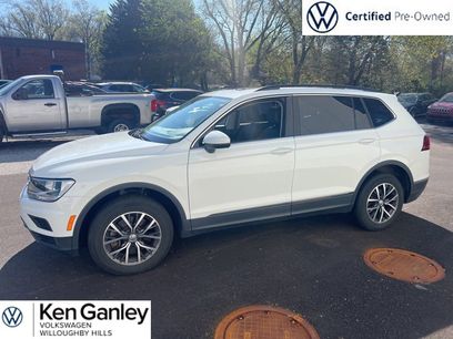 Used 2020 Volkswagen Tiguan SE w/ Panoramic Sunroof Package